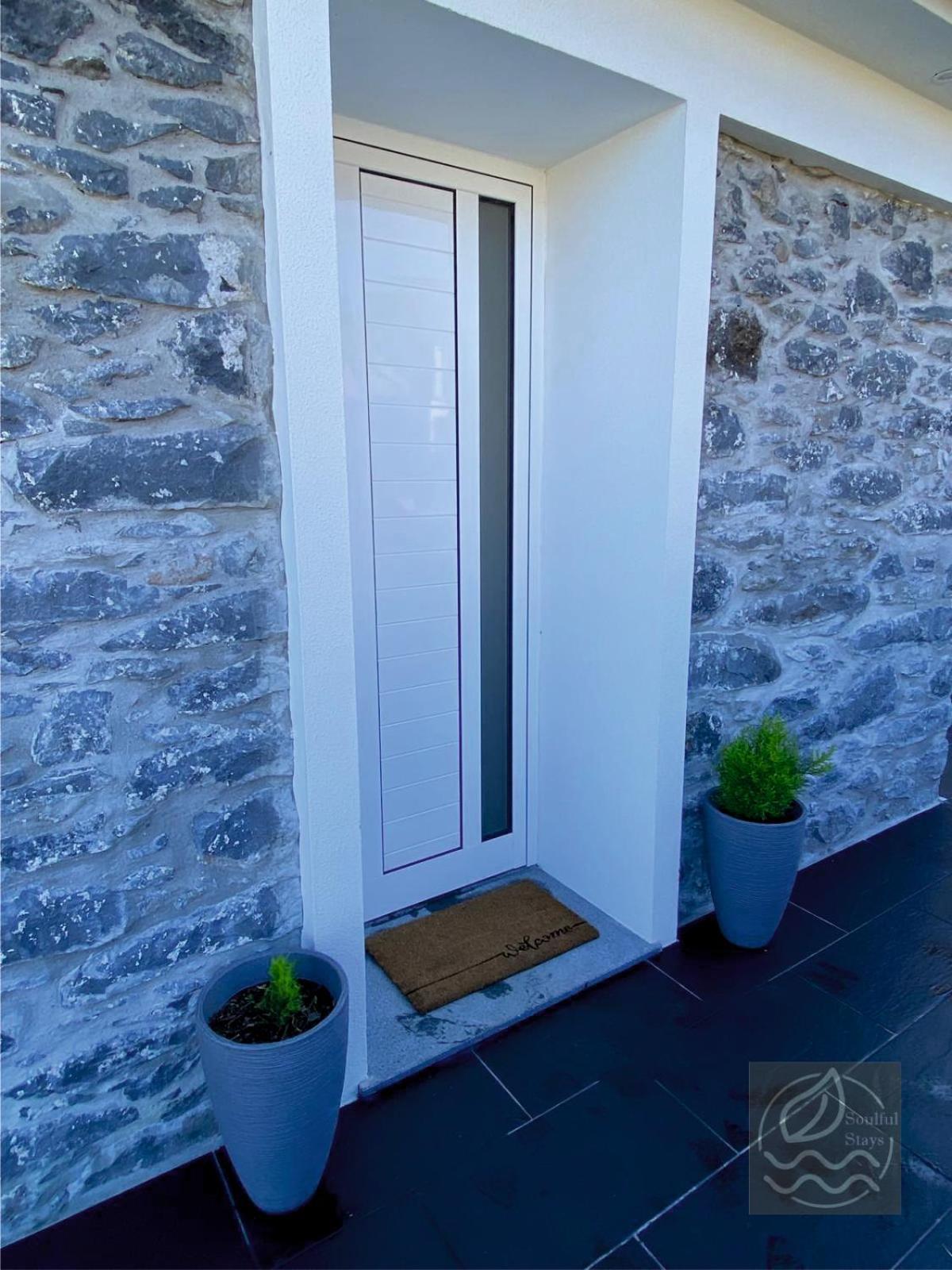 My Little Home Cottage 2 Bedrooms - Soulful Stays بورتو مونيز المظهر الخارجي الصورة